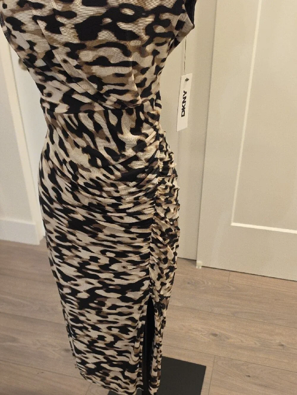 DKNY ruched Beige&Black Leopard-Print Midi Dress size 10 new with tags